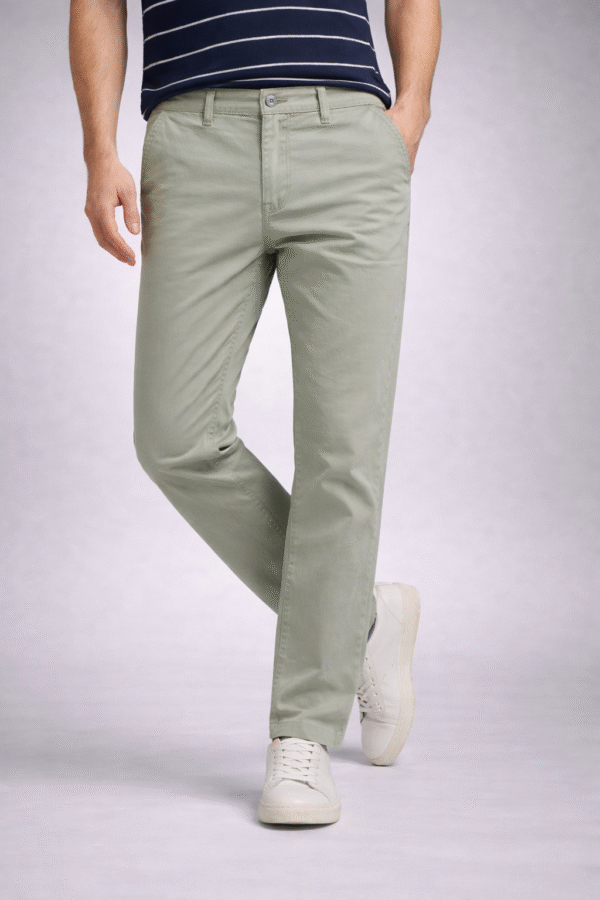 Men's Modern Regular Fit Stretch Chinos