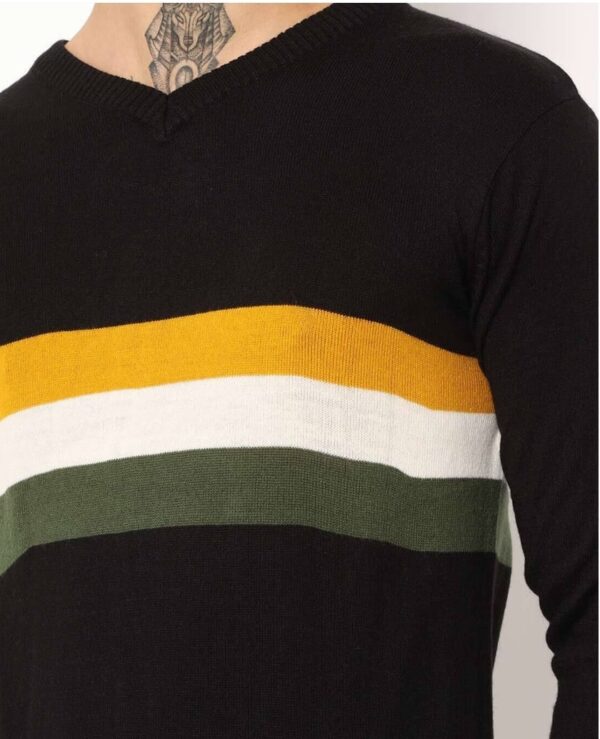 BLACK COLOR BLOCK V-NECK