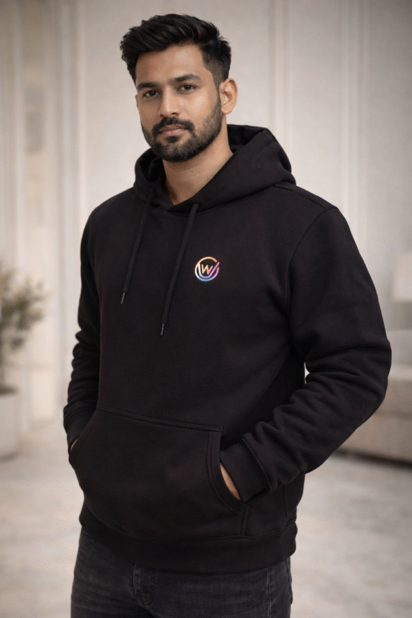 BLACK STREETWEAR GRAPHIC HOODIE