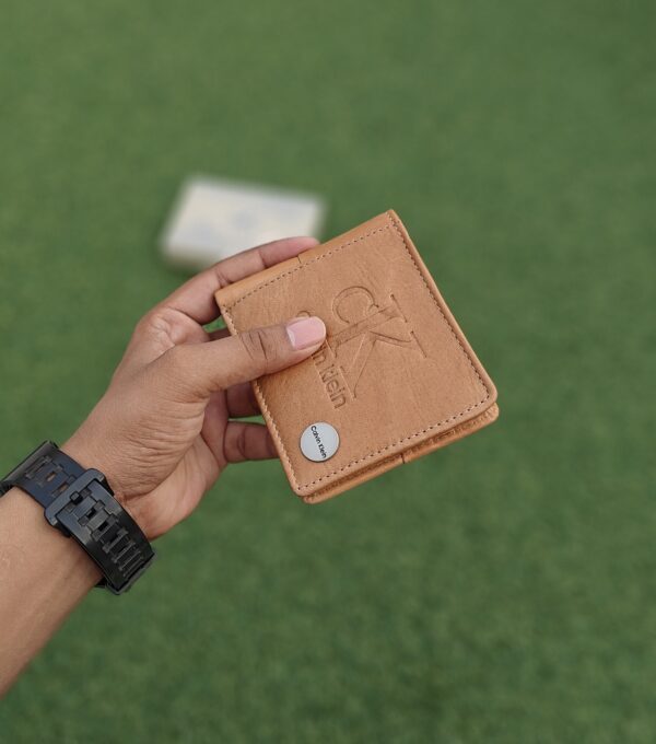 Tan Brown Men’s Premium Wallet – Elegant & Minimal