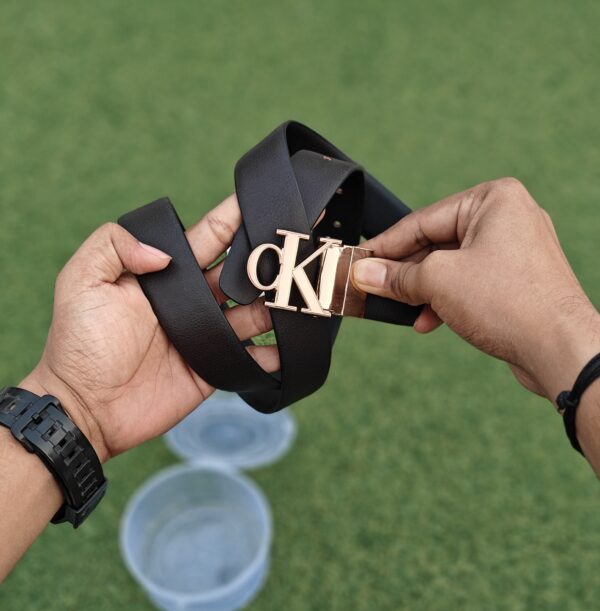 Golden Men’s Reversible Leather Belt – Automatic Buckle